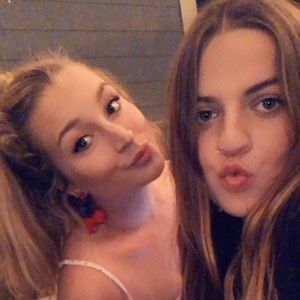 Meet your Posher, Nina